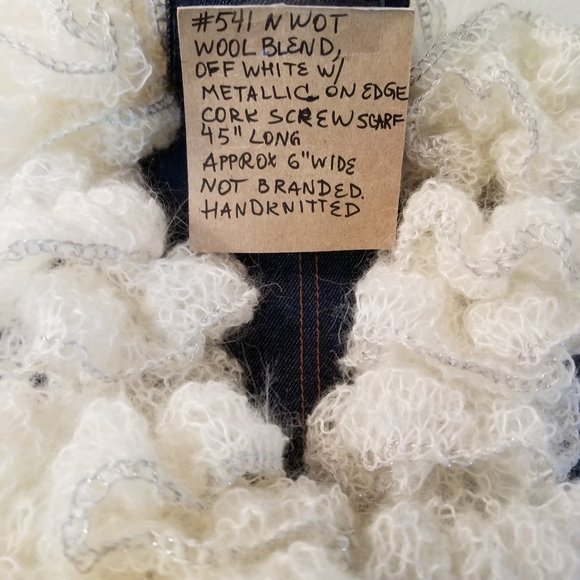 #541 NWOT RARE Hand Knitted Winer White Scarf 45" X 6" - Picture 7 of 9